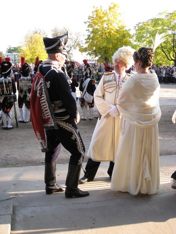 http://www.showmeyourpix.net/files/47/Cossack%26Hussar.jpg