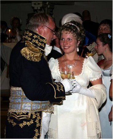 http://www.showmeyourpix.net/files/47/MarshallLady.jpg