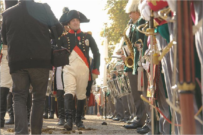 http://www.showmeyourpix.net/files/47/NapoleonParade2.jpg