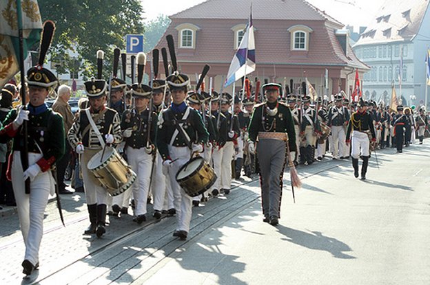 http://www.showmeyourpix.net/files/47/RussianInfantry7.jpg